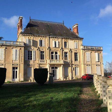 Chateau Nevers Bed and Breakfast Varennes-Vauzelles Εξωτερικό φωτογραφία