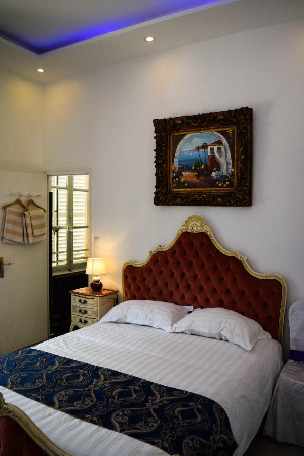 Chateau Nevers Bed and Breakfast Varennes-Vauzelles Εξωτερικό φωτογραφία