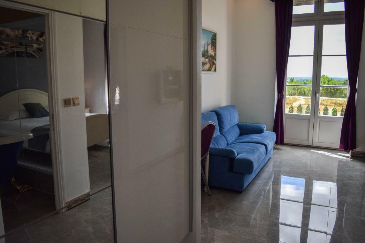 Chateau Nevers Bed and Breakfast Varennes-Vauzelles Εξωτερικό φωτογραφία