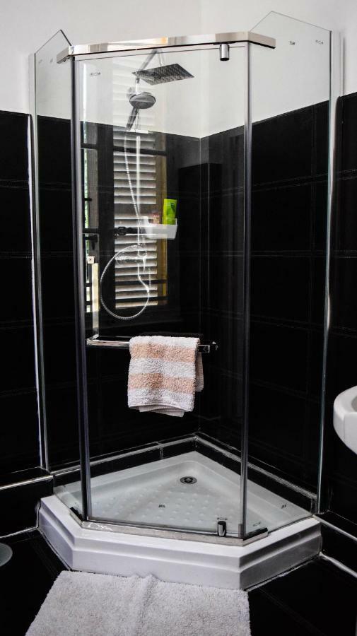 Chateau Nevers Bed and Breakfast Varennes-Vauzelles Εξωτερικό φωτογραφία