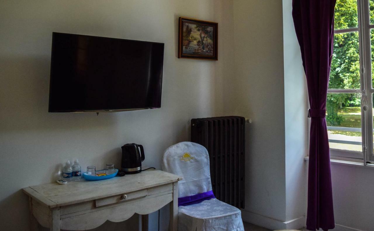 Chateau Nevers Bed and Breakfast Varennes-Vauzelles Εξωτερικό φωτογραφία